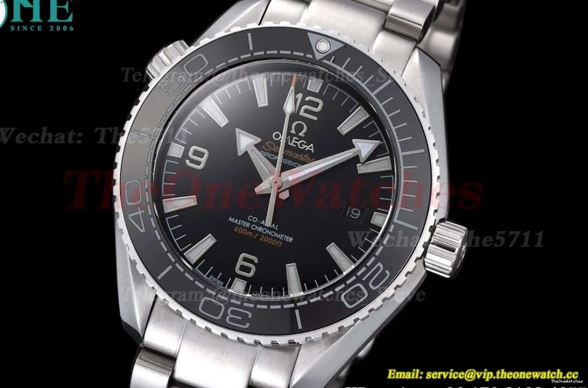 GDF Black 43mm 600m SS Seamaster SS Stk MY8215 0306